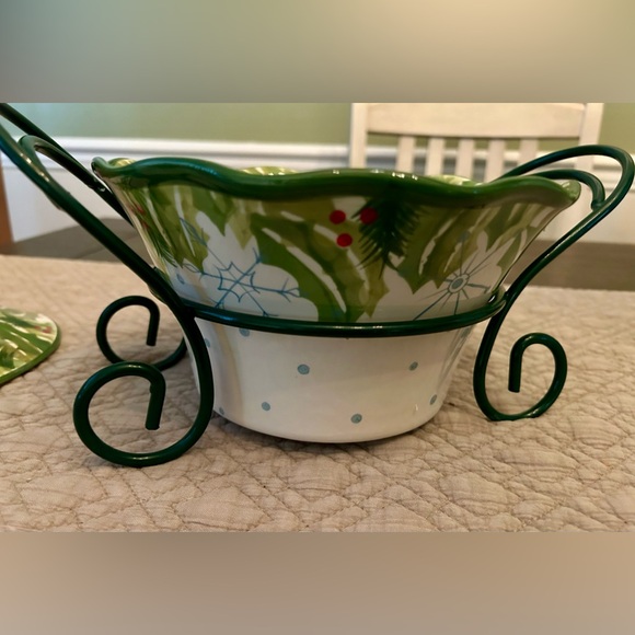 Temp-tations Hometown Christmas 1.5 QT Crock - Picture 5 of 11